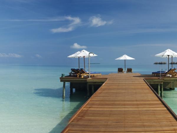 CONRAD MALDIVES RANGALI ISLAND 